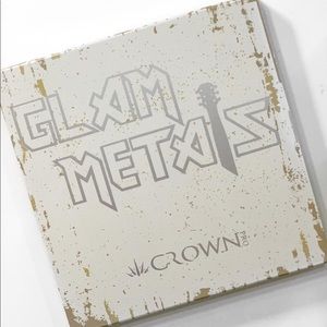 Crown Pro: Glam Metals Eyeshadow Palette (NEW)